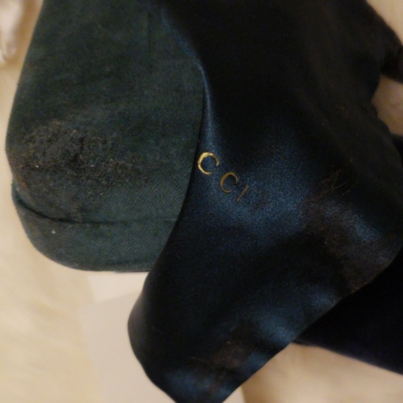 Authentic Gucci sunglasses - Picture 5 of 8